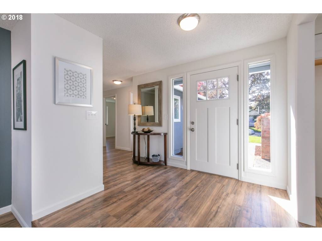 Columbia Redevelopment – 7535 Springhill Dr – Front Door and Entry